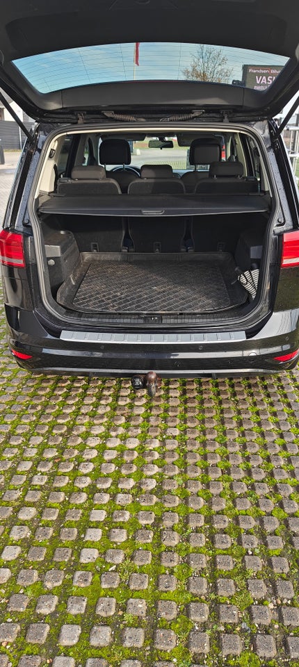 VW Touran 1,6 TDi 115 Comfortline 7prs 5d