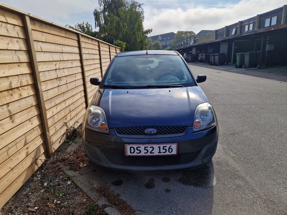 Ford Fiesta 1,4 Steel 5d