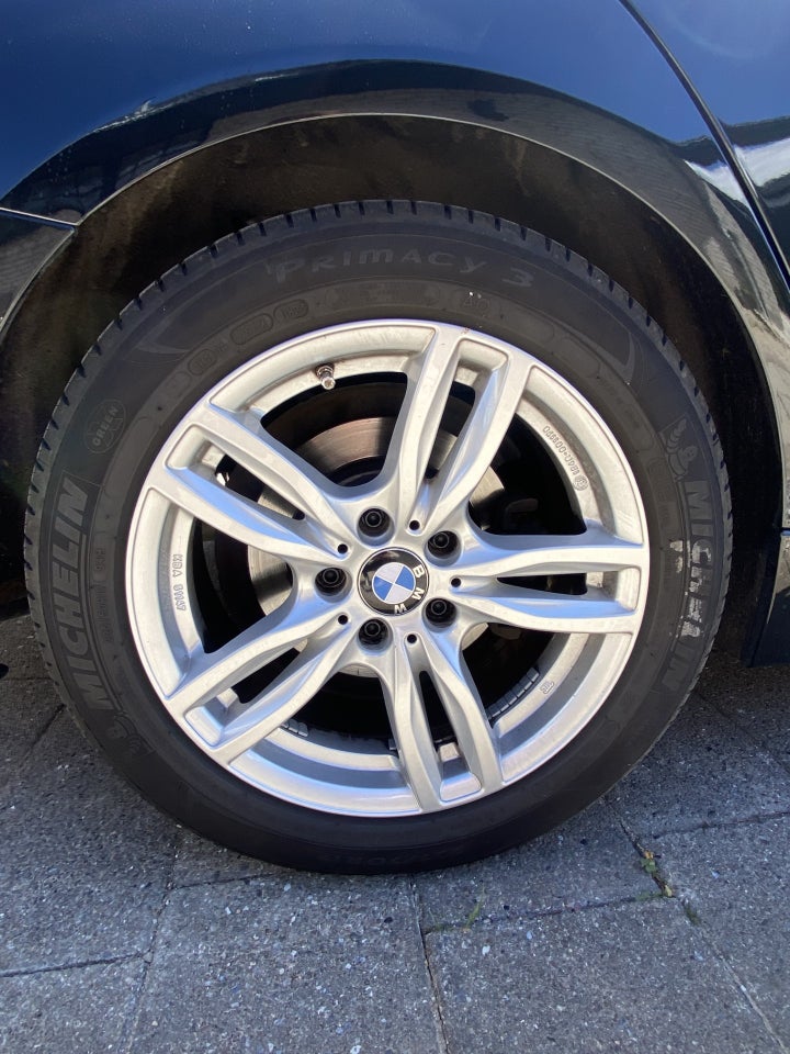 BMW 320d 2,0 Advantage aut. 4d
