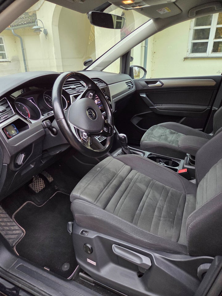 VW Touran 1,5 TSi 150 Comfortline Family DSG 7prs 5d