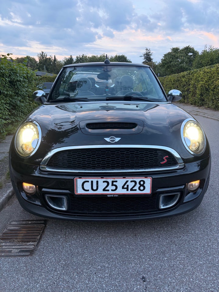 MINI Cooper S 1,6 Cabriolet 2d
