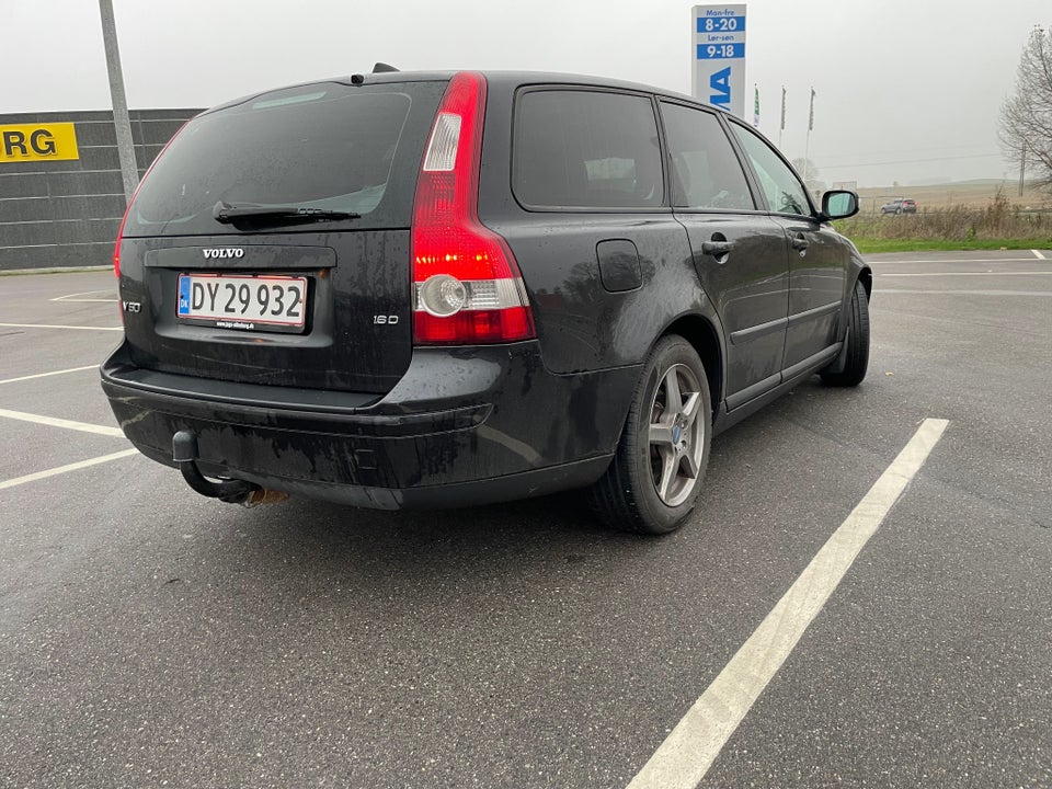 Volvo V50 1,6 D Momentum 5d