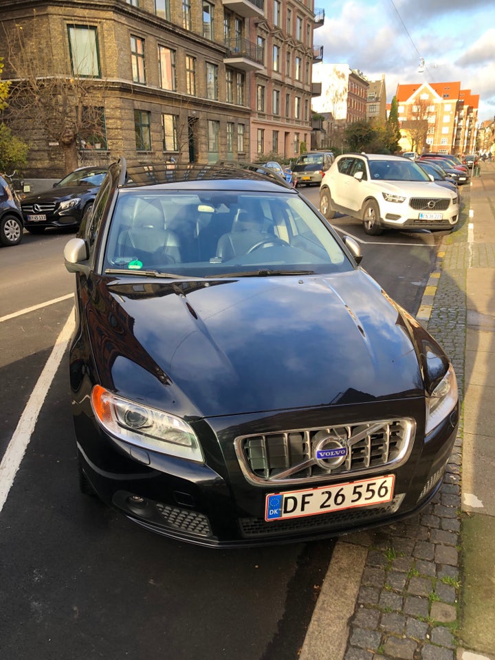 Volvo V70 2,5 T 230 aut. 5d