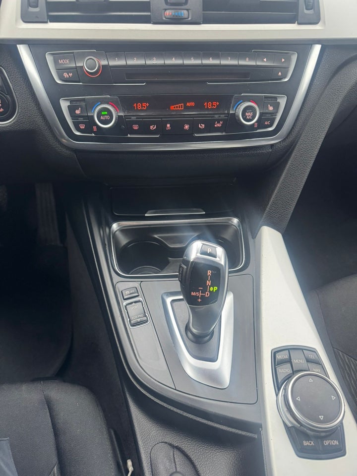 BMW 320d 2,0 Touring M-Sport aut. 5d