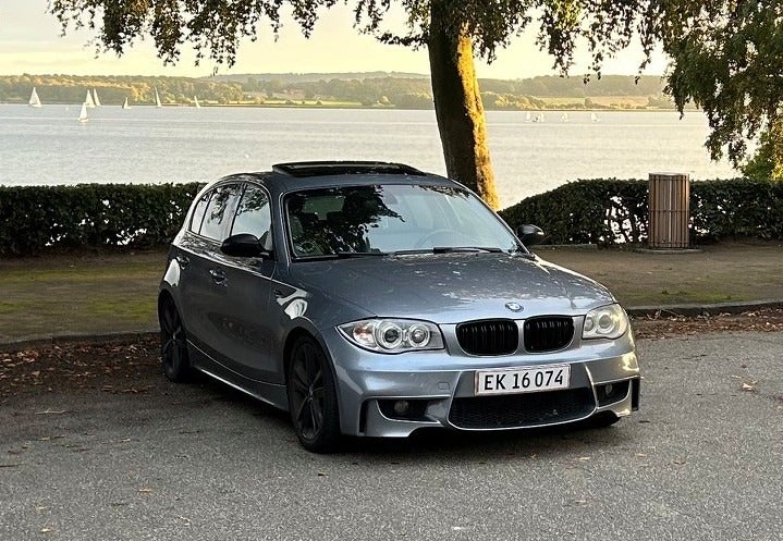 BMW 120d 2,0 Advantage aut. 5d