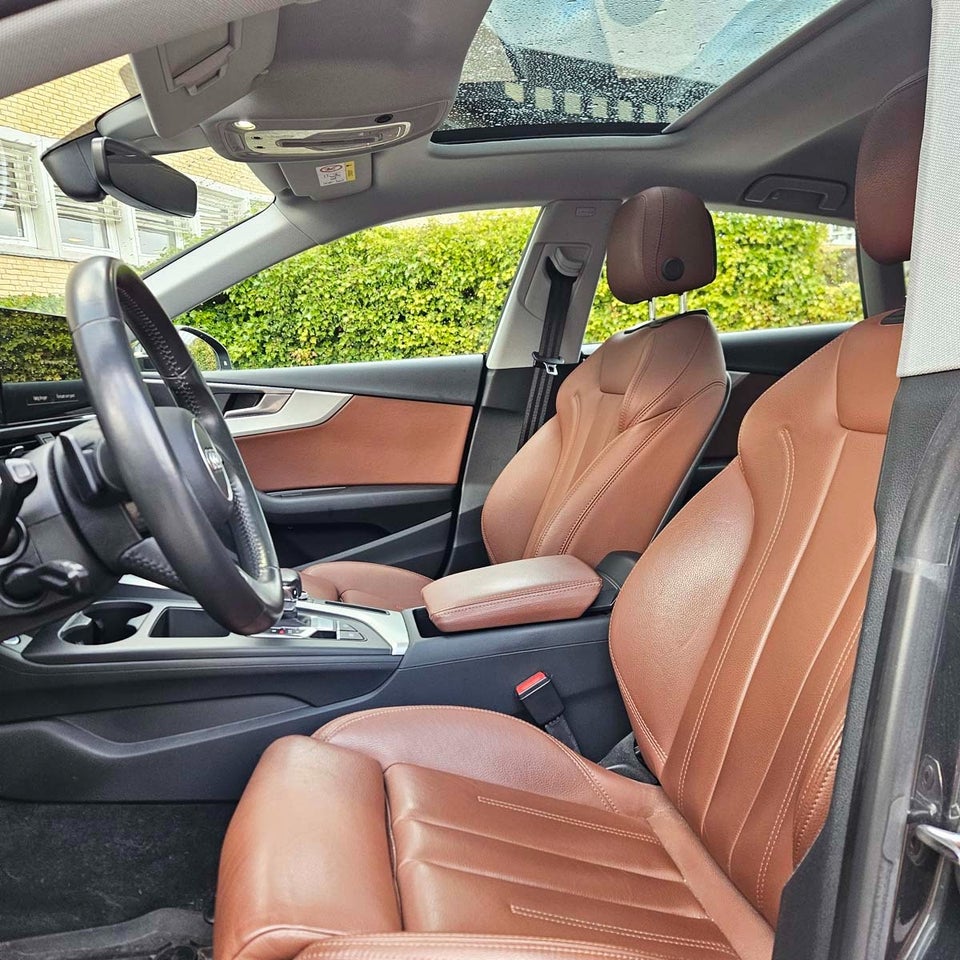 Audi A5 40 TDi S-line Sportback quattro S-tr. 5d