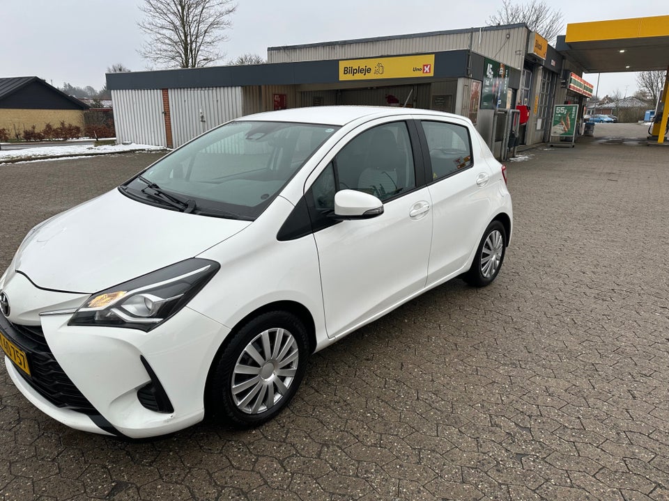Toyota Yaris 1,0 VVT-i T2 Van 5d