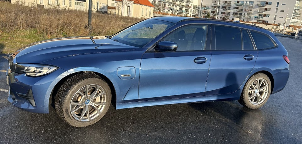 BMW 330e 2,0 Touring Sport Line aut. 5d