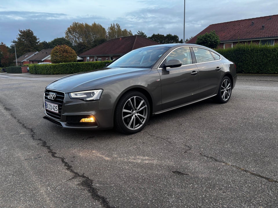 Audi A5 1,8 TFSi 144 S-line Sportback Multitr. 5d