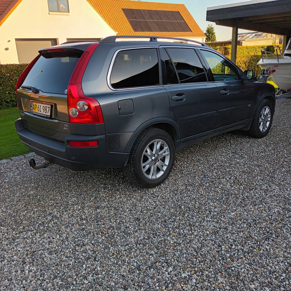 Volvo XC90 2,4 D5 185 Summum aut. AWD Van 5d
