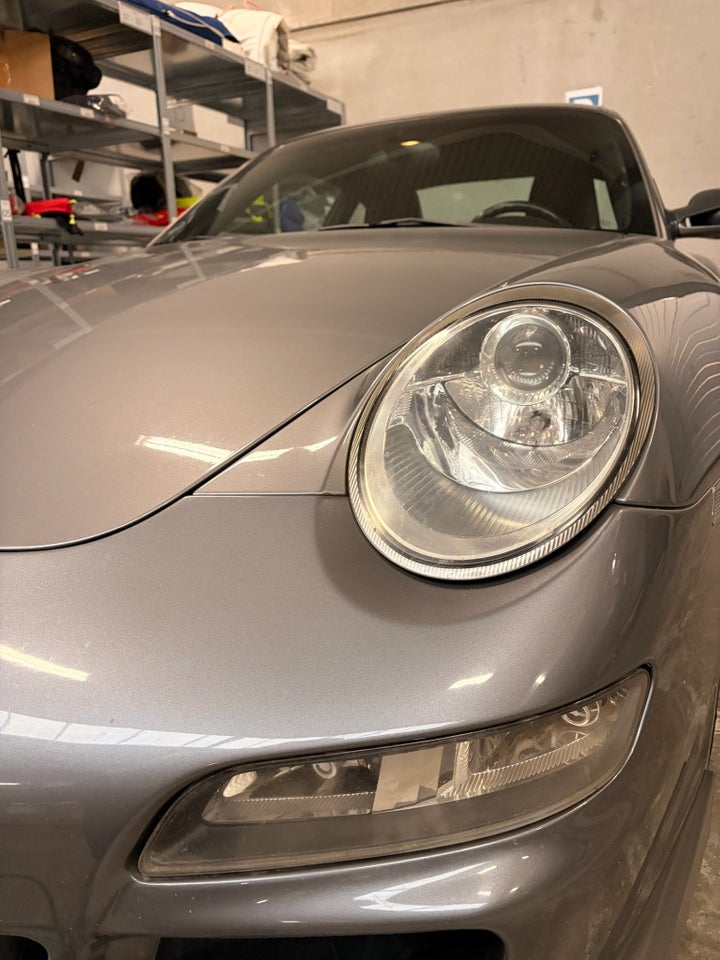 Porsche 911 Carrera 4 3,6 Coupé Tiptr. 2d