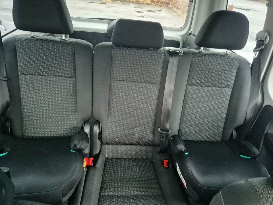 VW Caddy 1,2 TSi 84 Trendline 4d