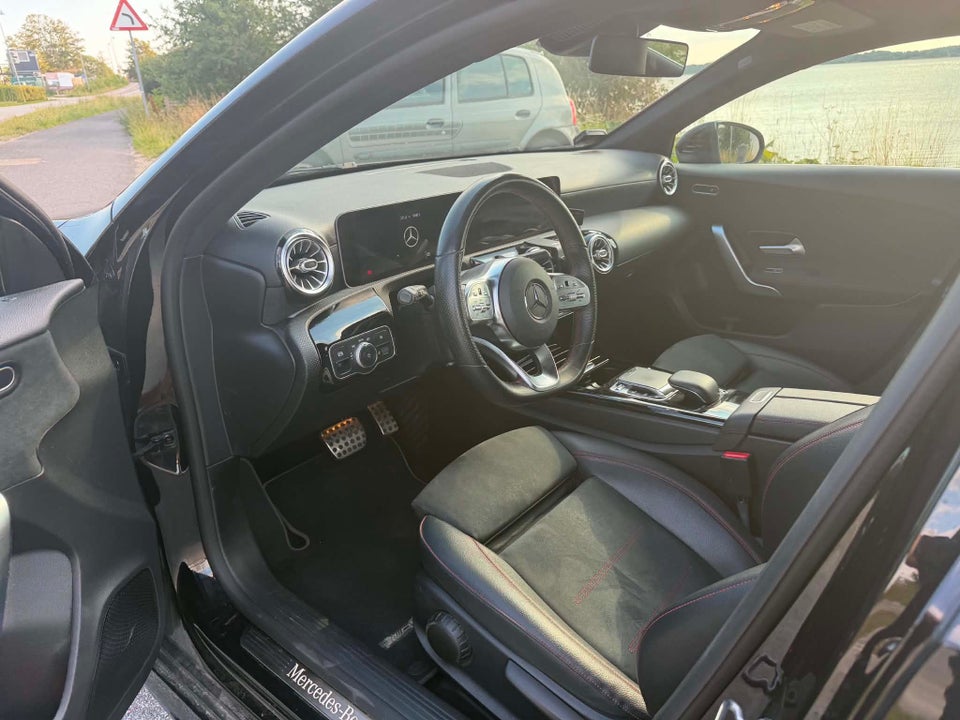 Mercedes A200 1,3 AMG Line aut. 5d