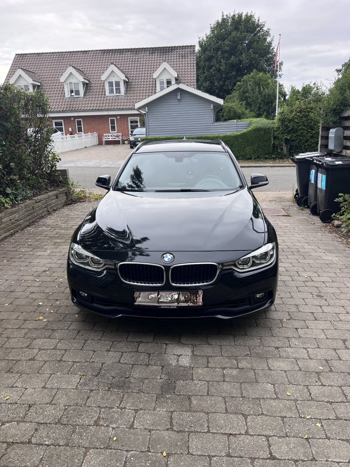 BMW 320i 2,0 Touring aut. 5d