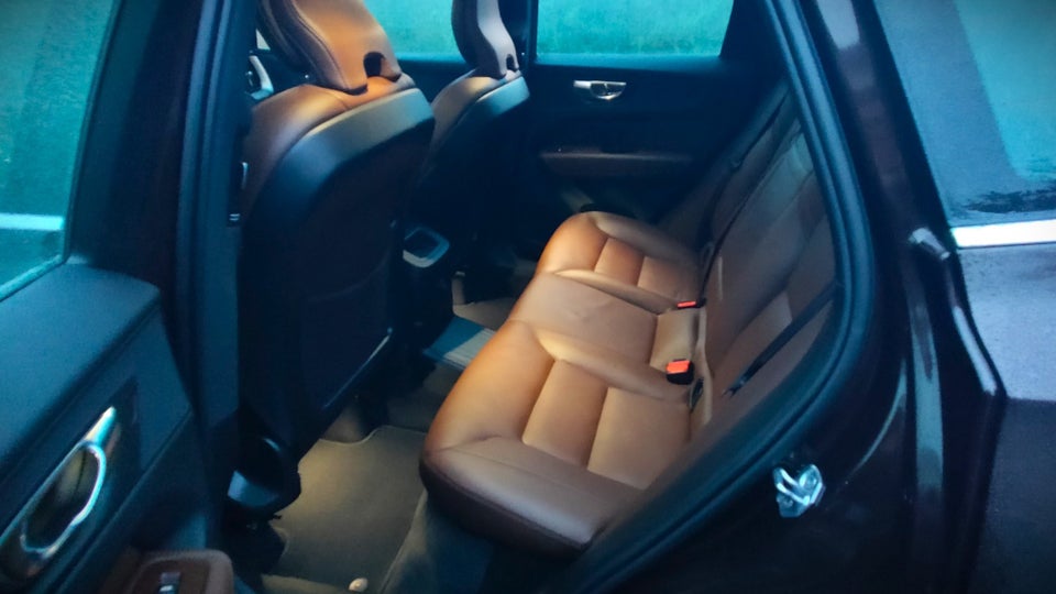 Volvo XC60 2,0 T6 ReCharge Inscription aut. AWD 5d