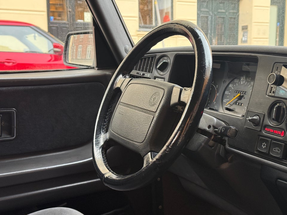 Saab 900 2,0 S Turbo 3d