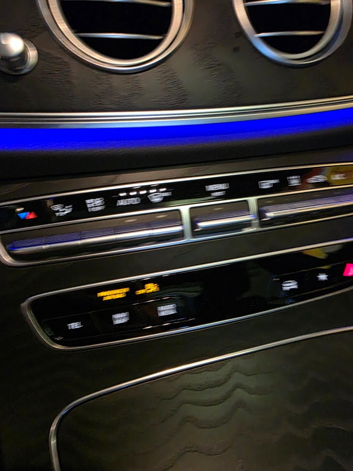 Mercedes E300 de 2,0 AMG Line aut. 4d