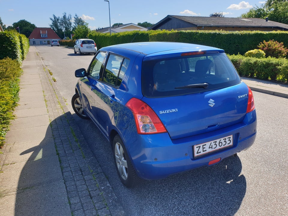 Suzuki Swift 1,3 5d