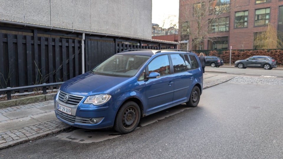 VW Touran 1,4 TSi 140 Trendline 5d