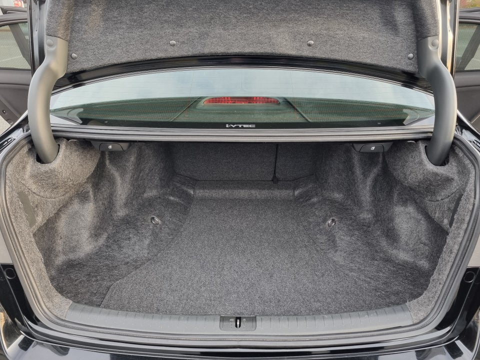 Honda Accord 2,0 Lifestyle 4d