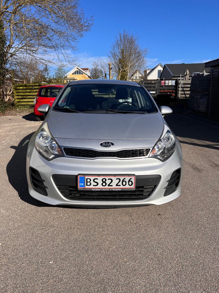 Kia Rio 1,4 CVVT Intro Edition 5d