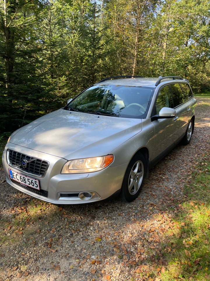 Volvo V70 2,4 D 163 Momentum aut. 5d