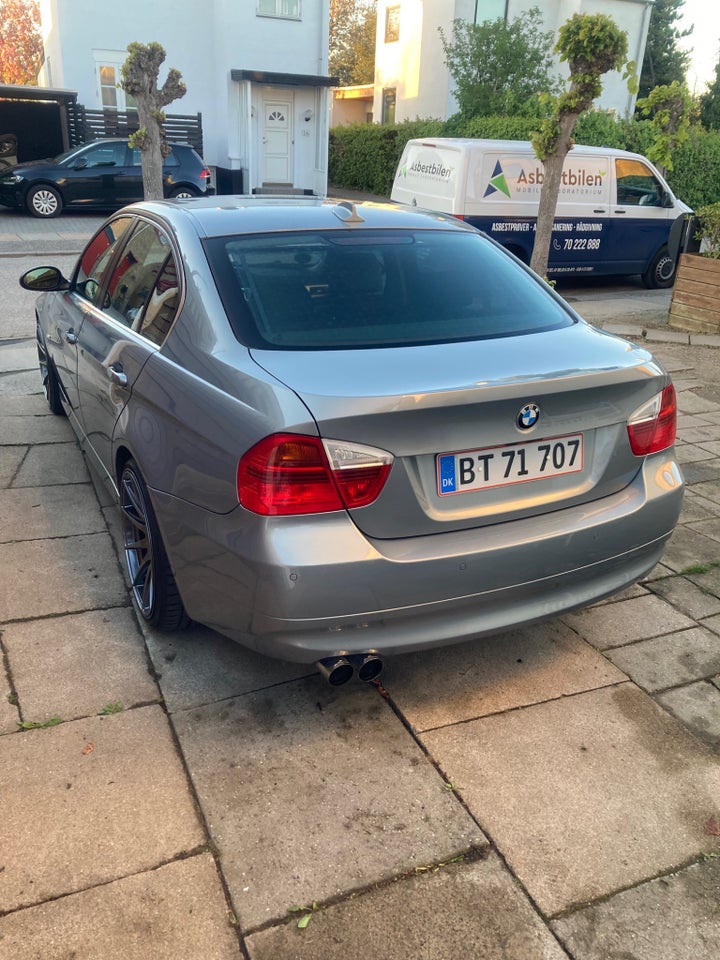 BMW 330i 3,0 aut. 4d
