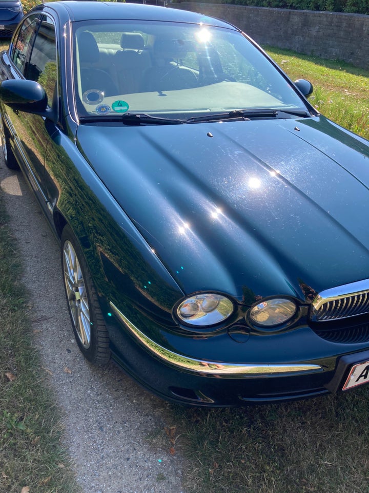 Jaguar X-type 3,0 Deluxe aut. 4d