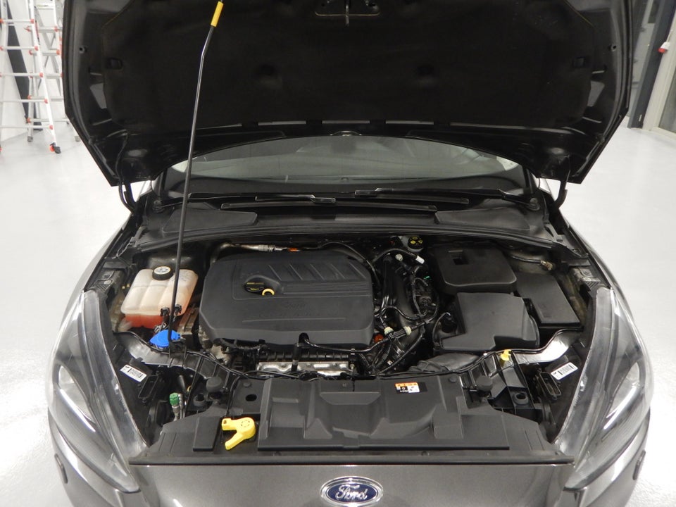 Ford Focus 1,5 SCTi 150 Titanium stc. 5d