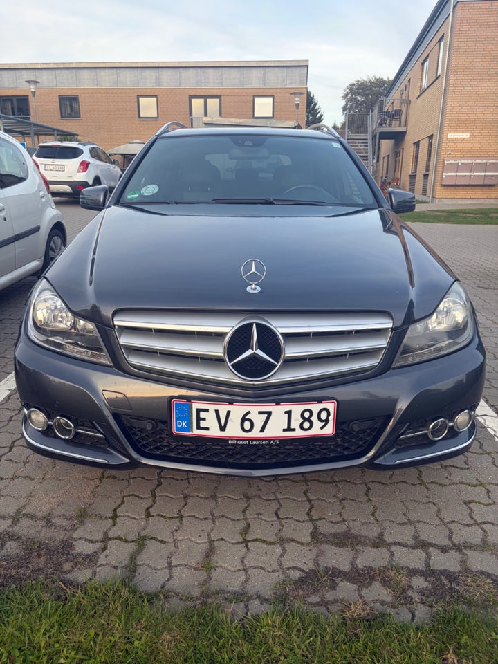 Mercedes C220 2,2 CDi Avantgarde stc. aut. BE 5d