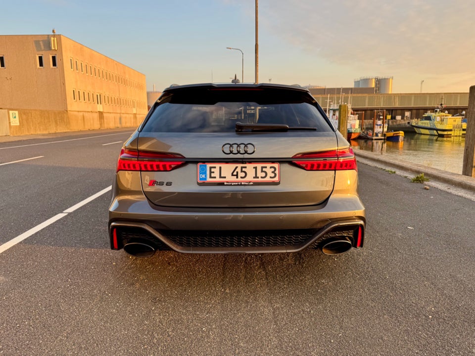 Audi RS6 4,0 TFSi Avant quattro Tiptr. 5d