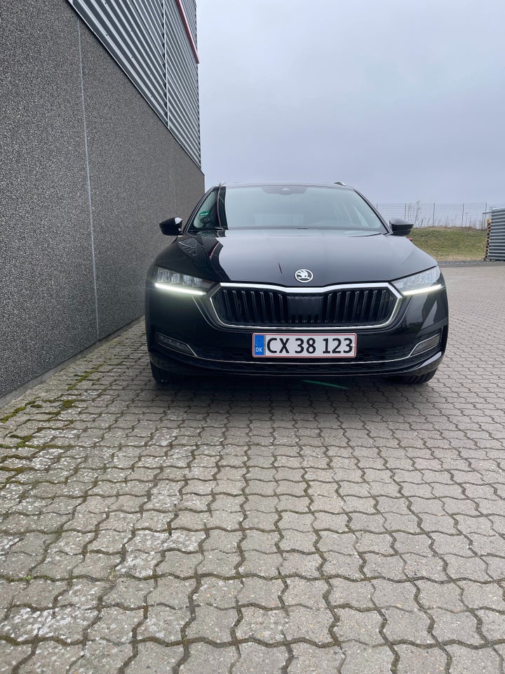 Skoda Octavia 2,0 TDi 150 Business Executive Combi DSG 5d