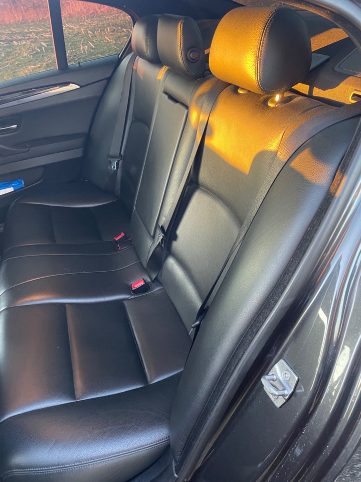 BMW 528i 3,0 Touring aut. 5d