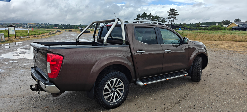 Nissan Navara 2,3 dCi 190 Db.Kab Tekna 4d