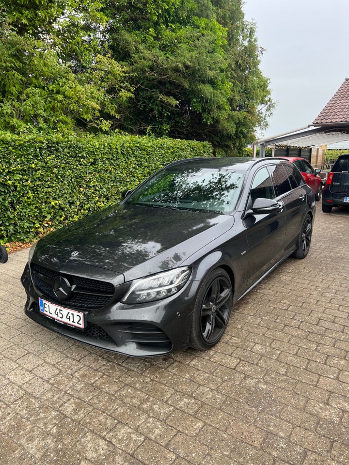 Mercedes C220 d 2,0 AMG Line Night Edition stc. aut. 5d