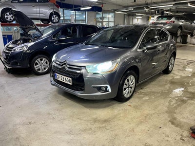 Citroën DS4 1,6 HDi 112 Style 5d