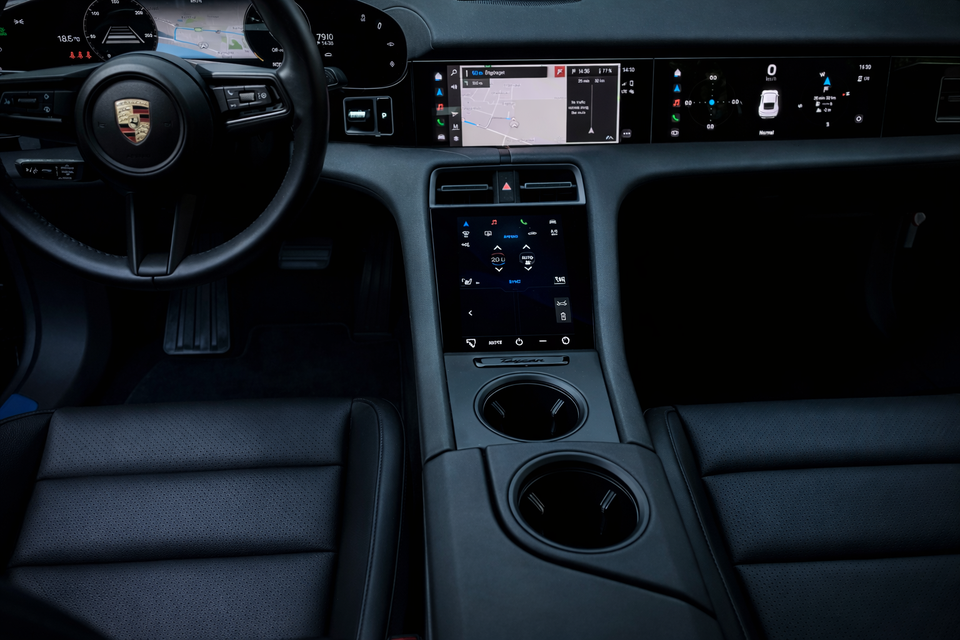 Porsche Taycan 4S 4d