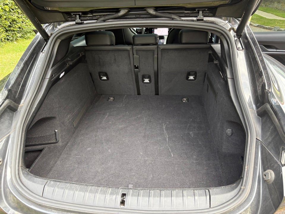 Porsche Taycan 4 Performance+ Cross Turismo 5d