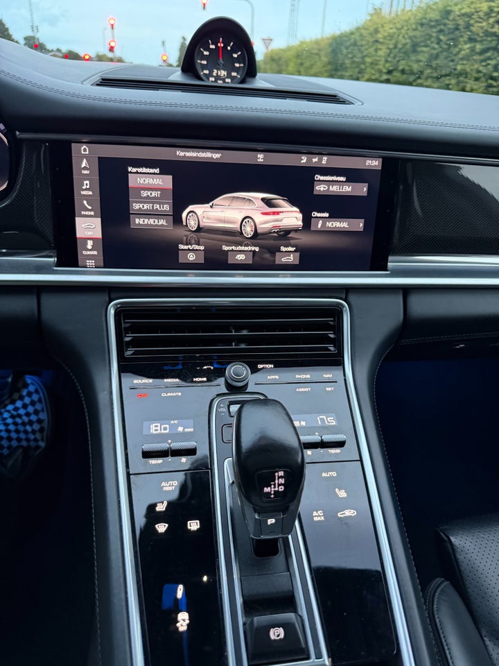 Porsche Panamera GTS 4,0 Sport Turismo PDK 5d