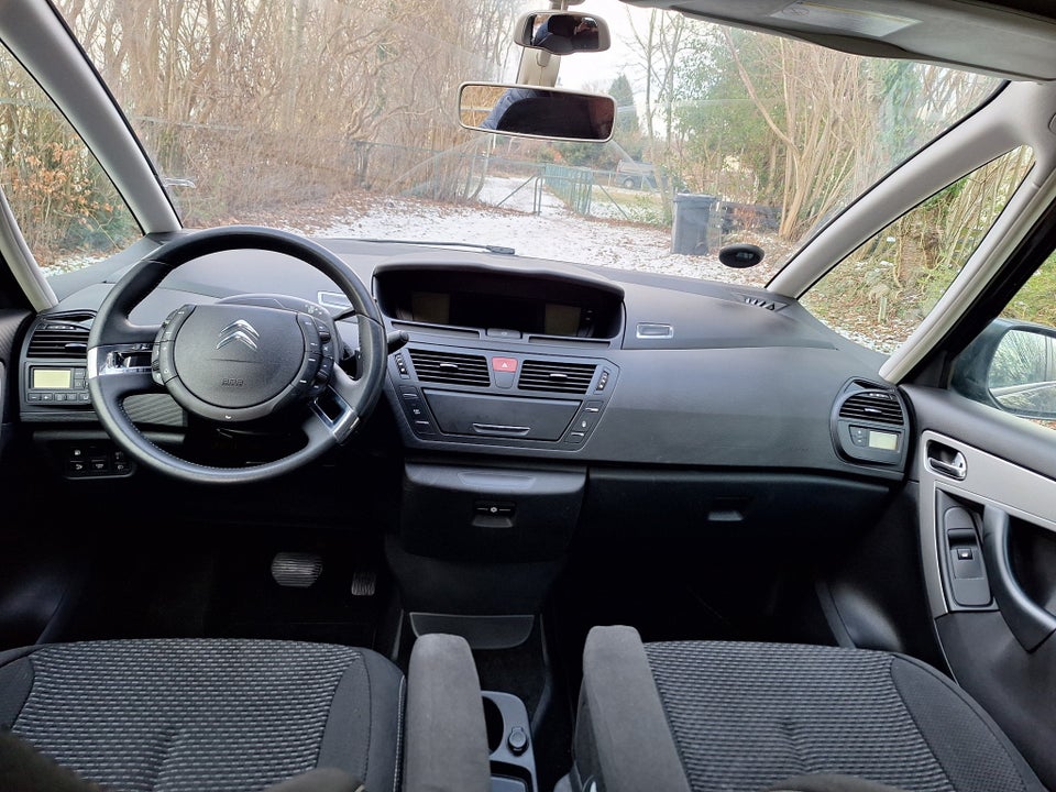 Citroën Grand C4 Picasso 1,6 e-HDi 112 Seduction E6G 7prs 5d