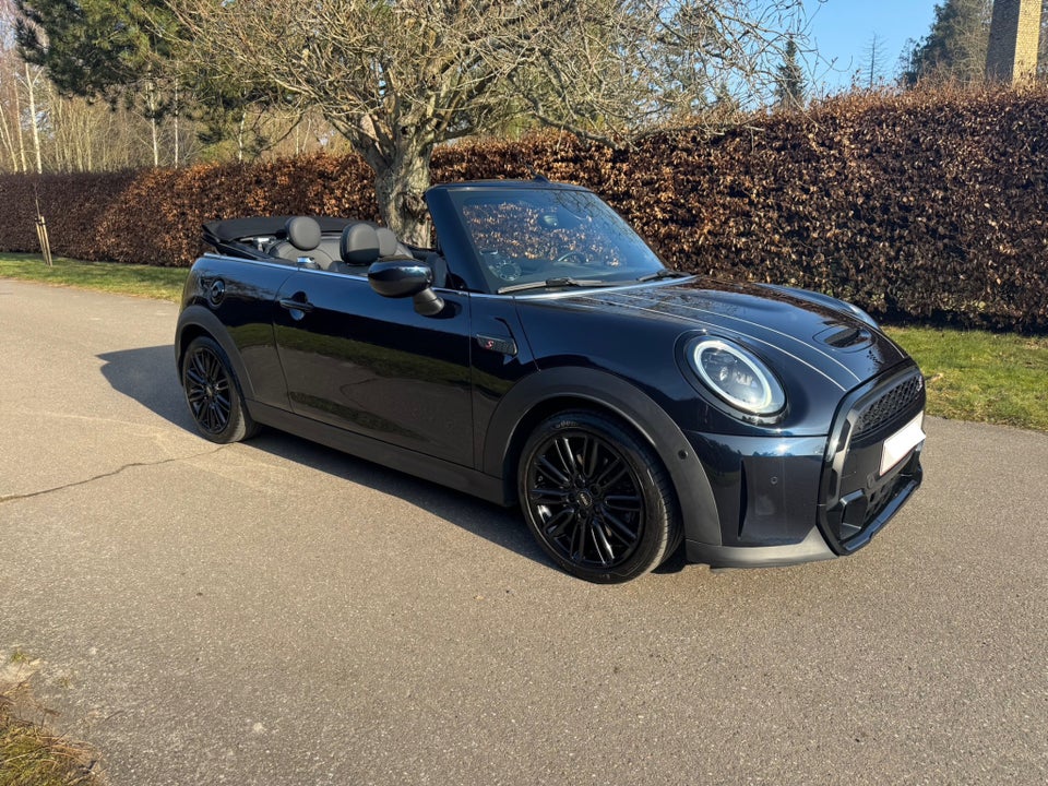 MINI Cooper S 2,0 Essential Cabriolet aut. 2d