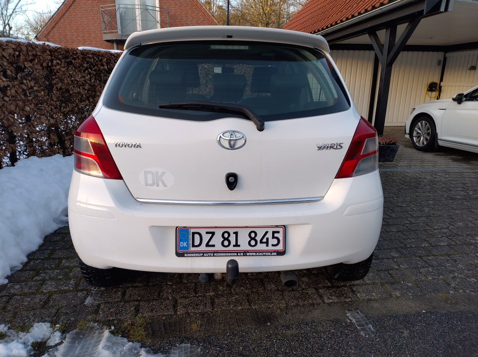 Toyota Yaris 1,3 S 5d