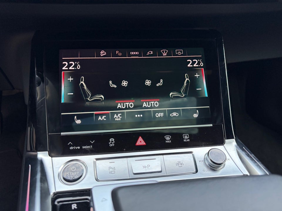 Audi Q8 e-tron 55 S-line Sportback quattro 5d