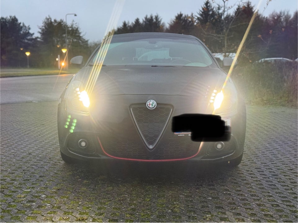 Alfa Romeo Giulietta 1,4 M-Air 170 Distinctive TCT 5d