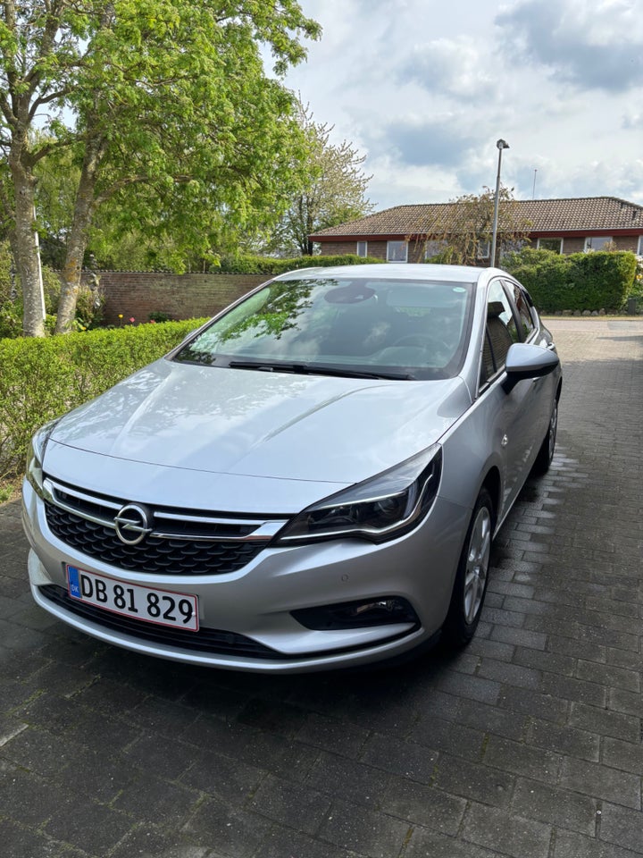 Opel Astra 1,0 T 105 Enjoy 5d