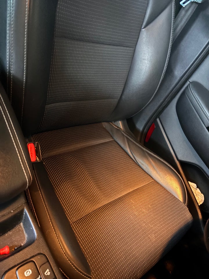 Kia Sportage 1,6 CRDi 136 Intro Edition DCT 5d