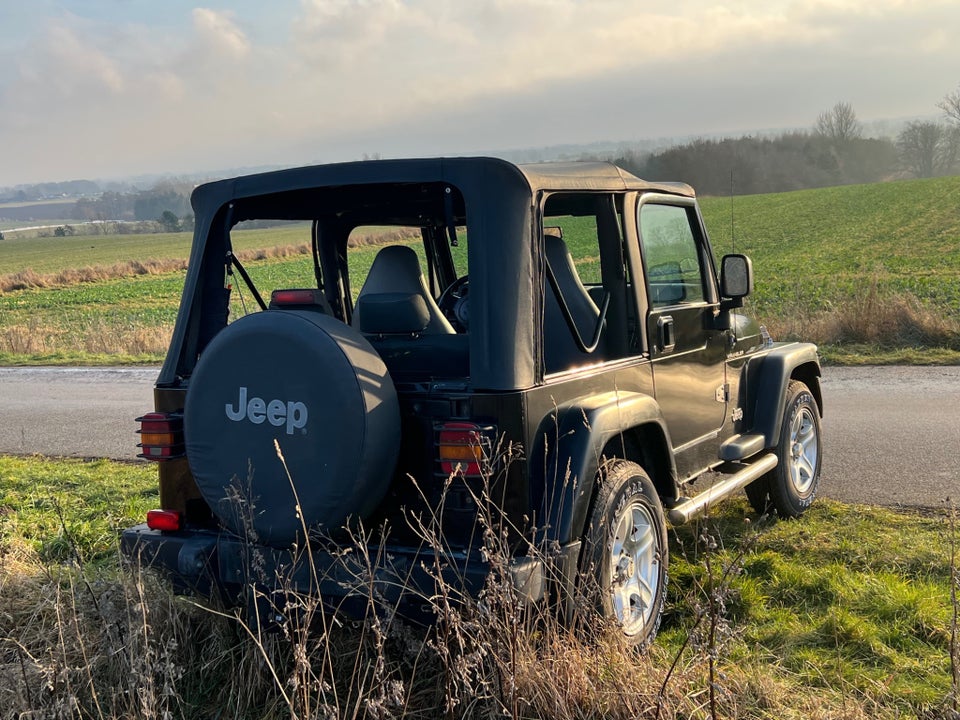 Jeep Wrangler 4,0 4x4 3d