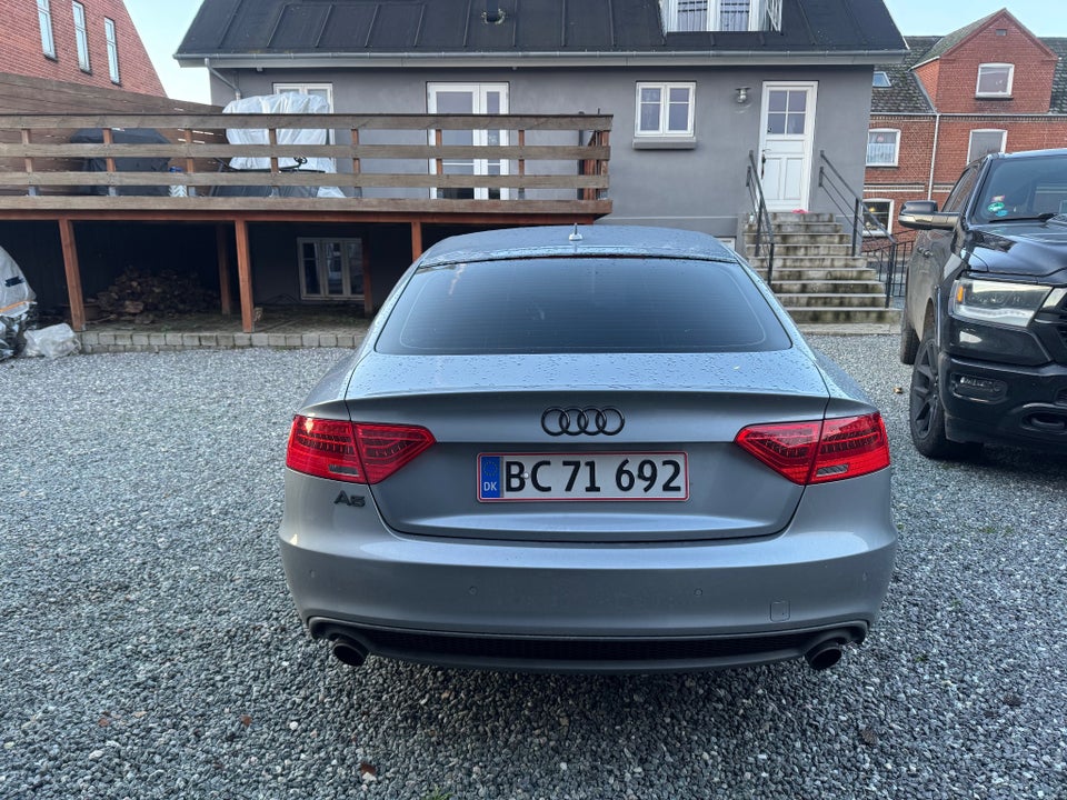 Audi A5 1,8 TFSi 144 S-line Sportback Multitr. 5d