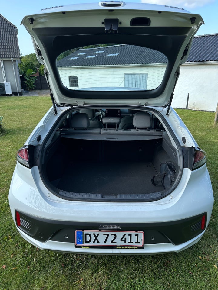 Hyundai Ioniq 40 EV Trend 5d