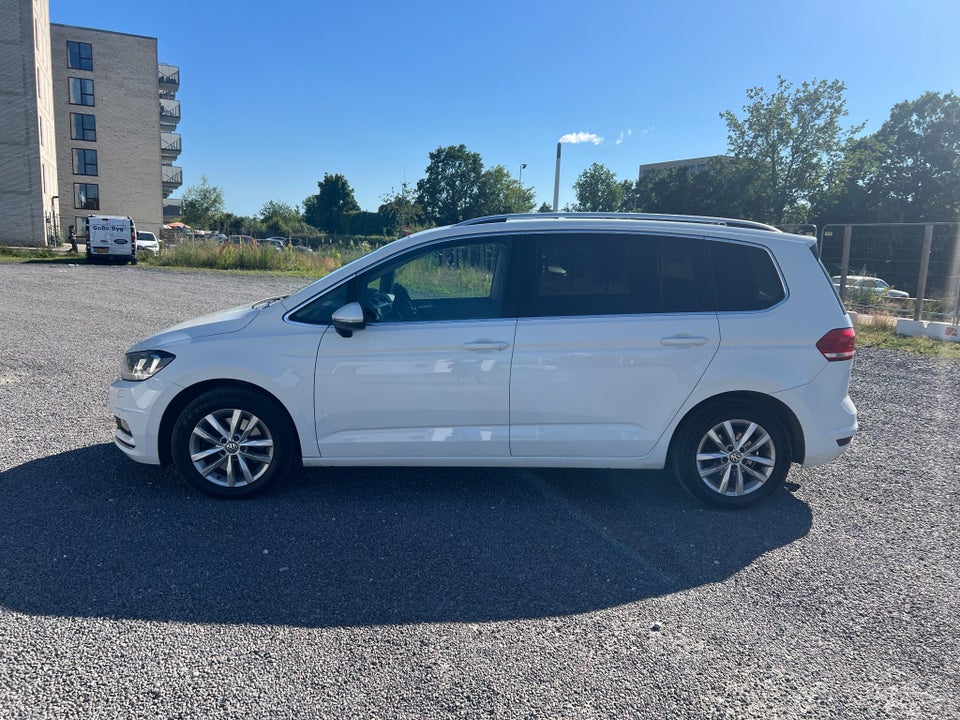 VW Touran 2,0 TDi 150 Highline 7prs 5d